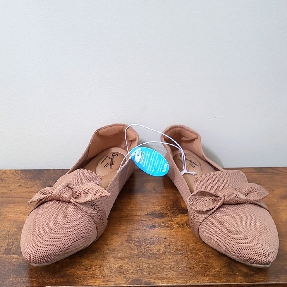 NWT Seychelles Women's Brown Flats size 9.5